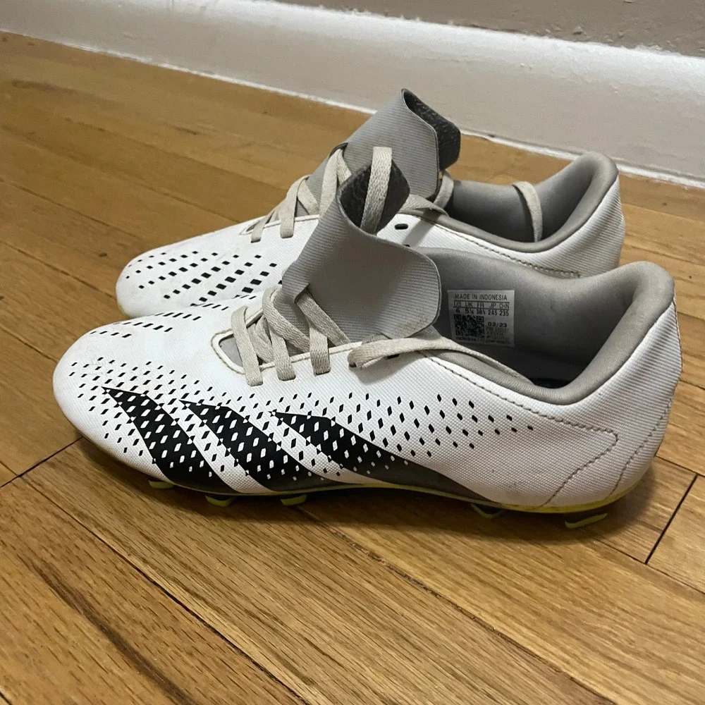 Adidas Predator Freak‎ FG Soccer Football Cleats White Black Men's 6 US